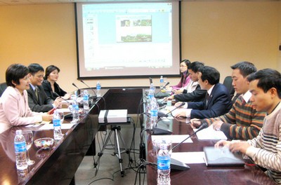 Toàn cảnh buổi làm việc giữa lãnh đạo Trường Đại học Kinh tế và Đại học Quốc gia Kinh doanh Đài Loan.